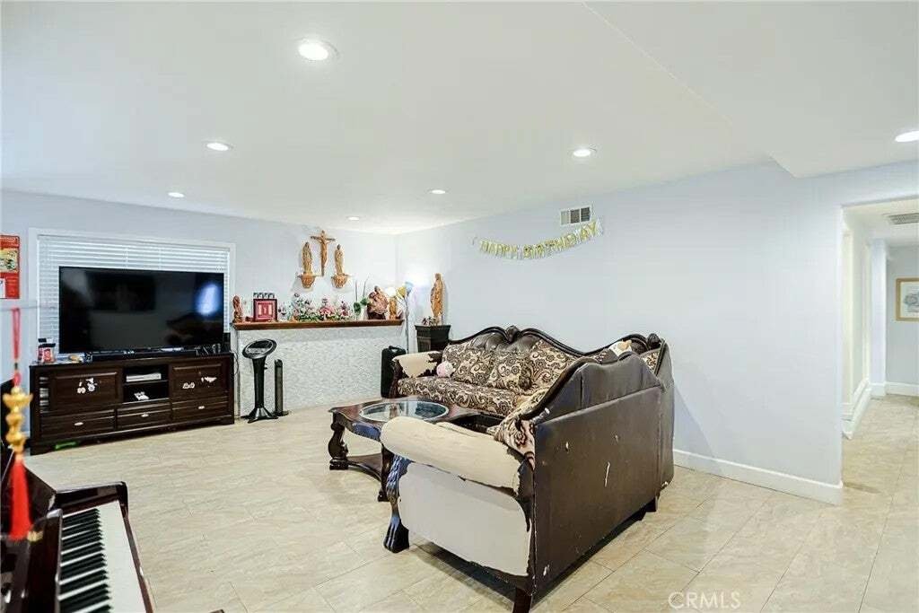 House in Garden Grove, California, United States 3 - 18562373