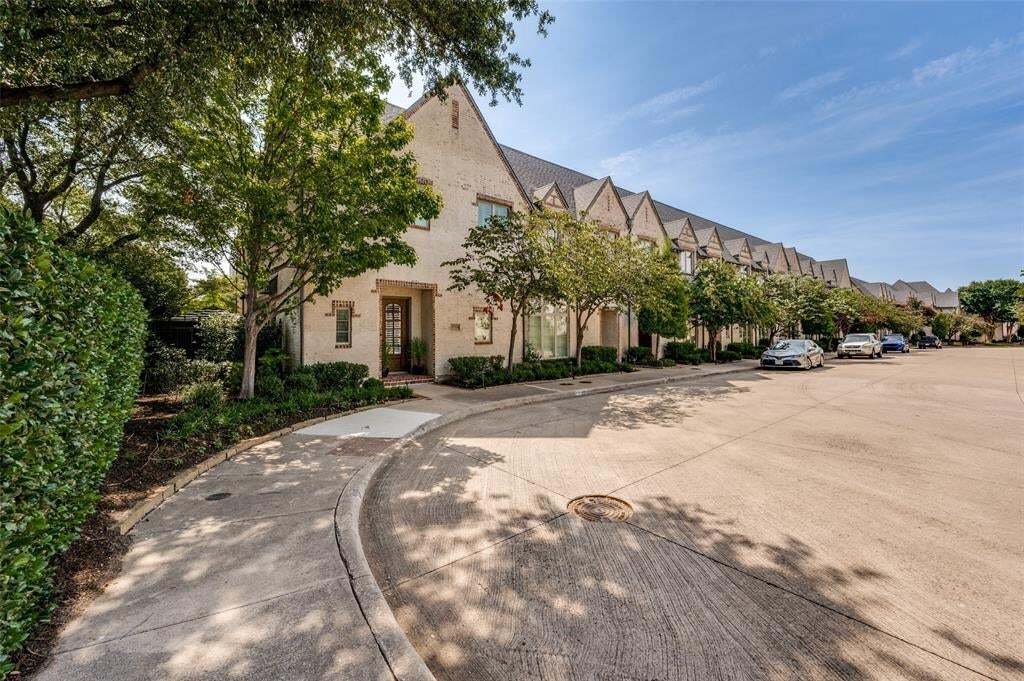 Townhouse in Dallas, Texas, United States 2 - 18559527