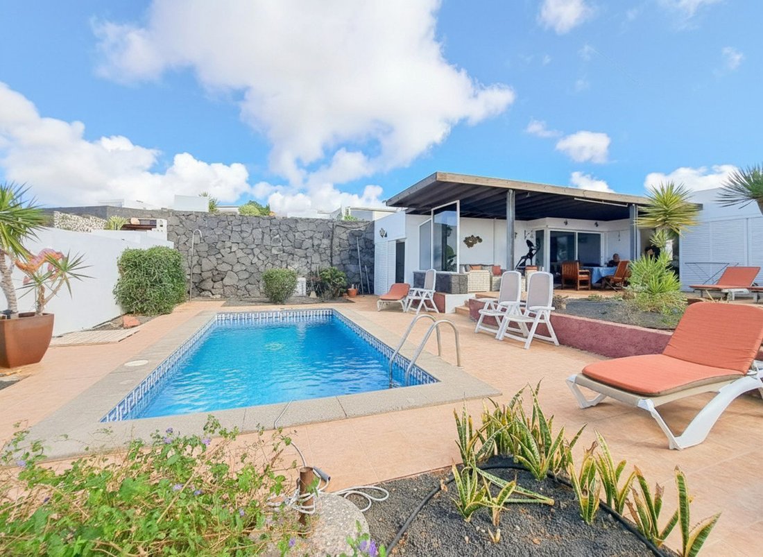 Townhouse in Playa Blanca, Yaiza, Spain 1 - 18563230