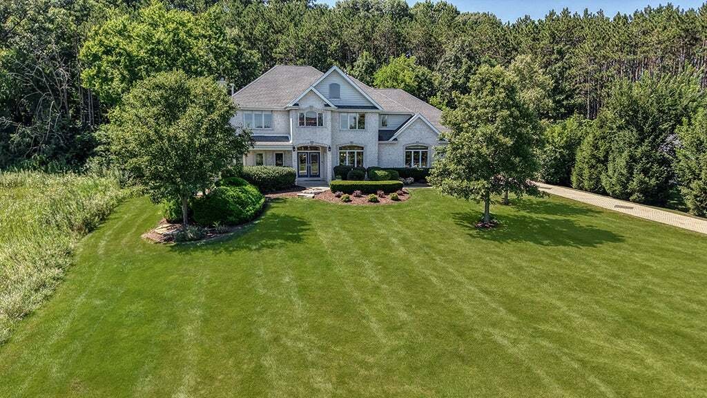 House in Homer Glen, Illinois, United States 1 - 18562575