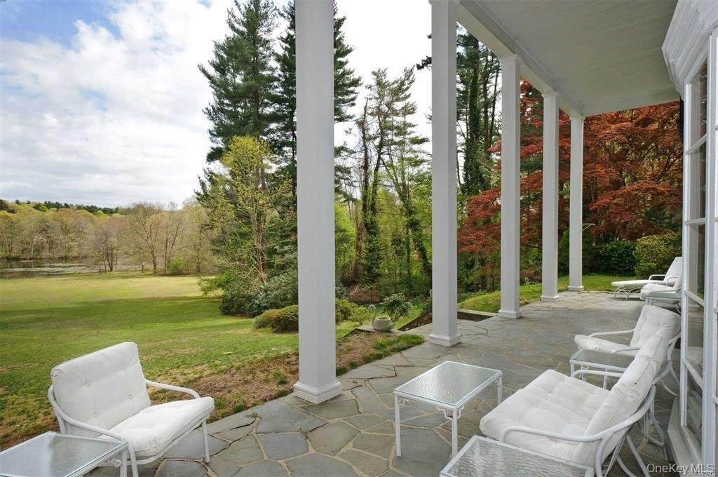 House in Locust Valley, New York, United States 2 - 18562837
