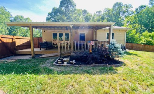 House in Lenoir City, Tennessee, United States 1