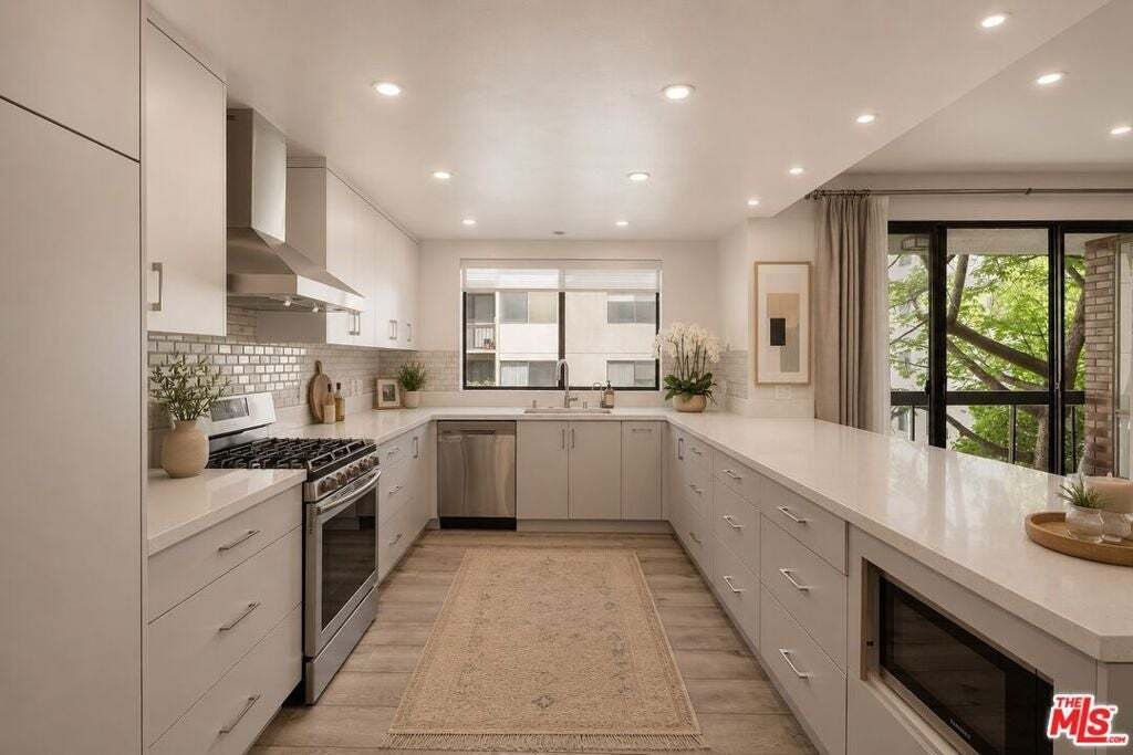 Condo in Beverly Hills, California, United States 3 - 18561157