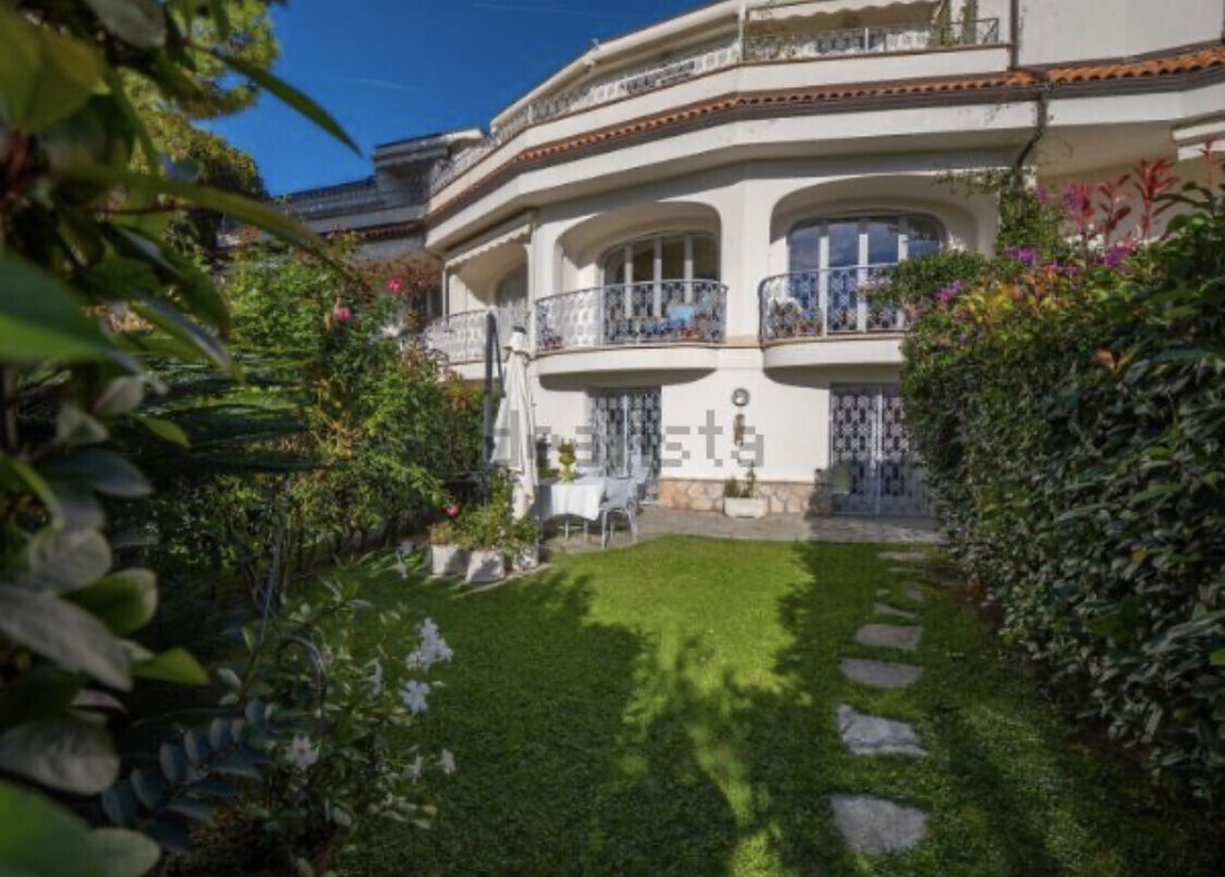 Apartment in Central Hill, Alassio, Liguria 2 - 18559626