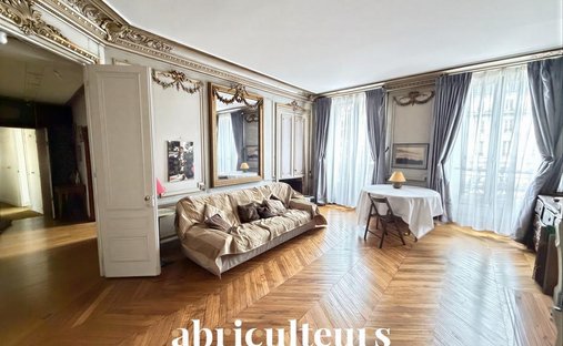 Apartment in Porte Saint Denis-Paradis, Paris 10e Arrondissement, Paris 1