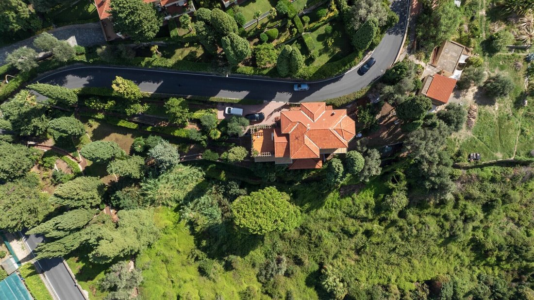 Villa in Bordighera, Liguria, Italy 5 - 18559630