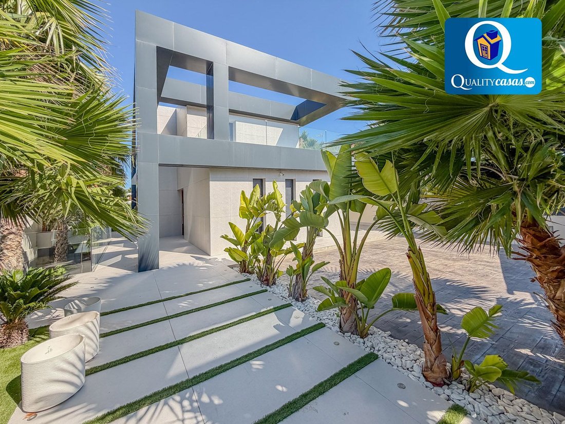 Villa in el Campello, Valencian Community, Spain 3 - 18563178