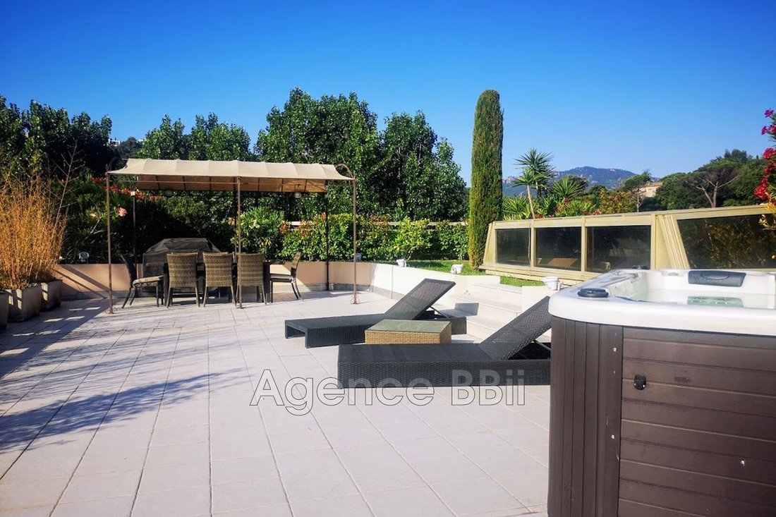 Apartment in Le Cottage, Mandelieu-la-Napoule, France 1 - 18565731