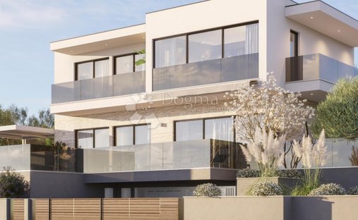House in Jesenice, Split-Dalmatia County, Croatia 1
