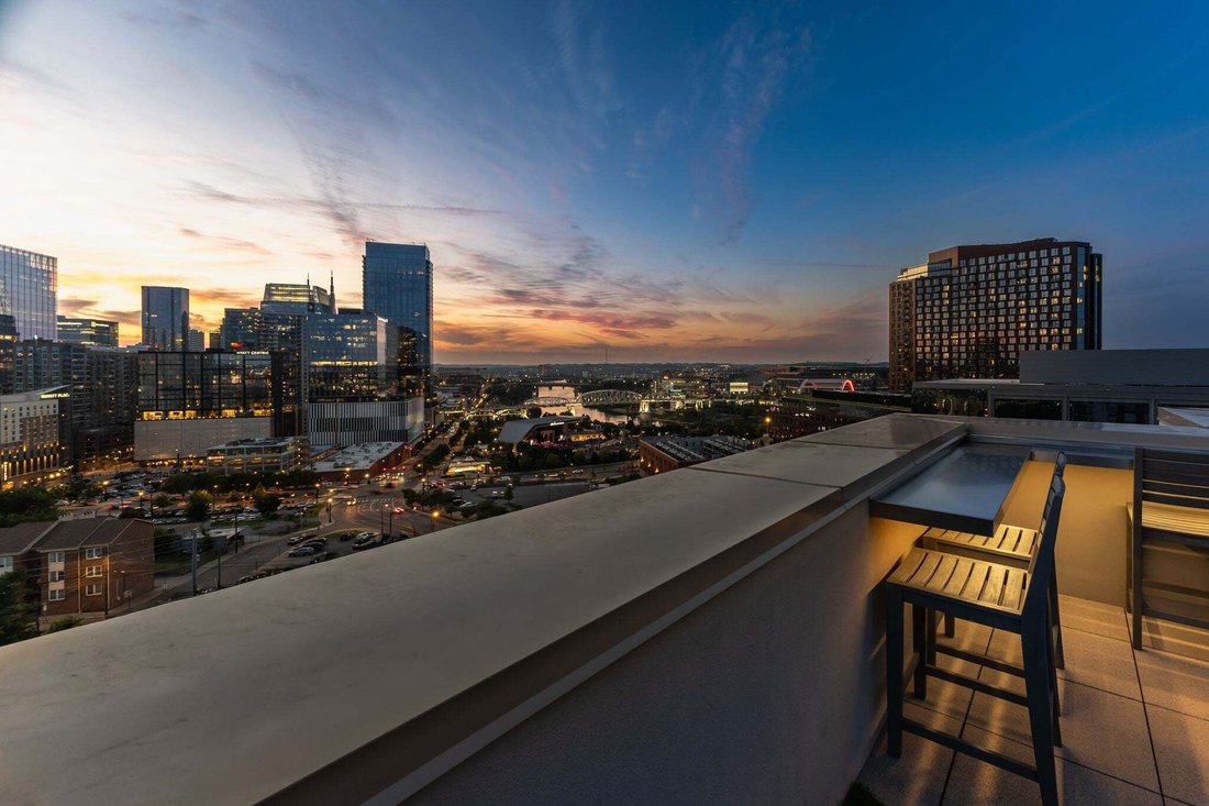 Condo in Nashville, Tennessee, United States 4 - 18564855