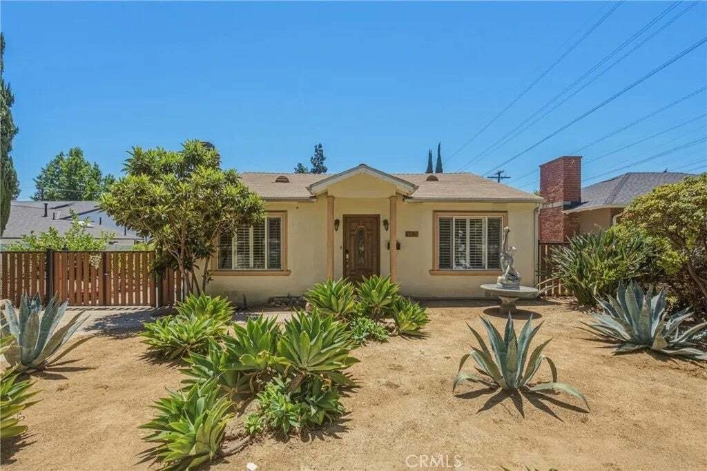 House in Altadena, California, United States 3 - 18559396
