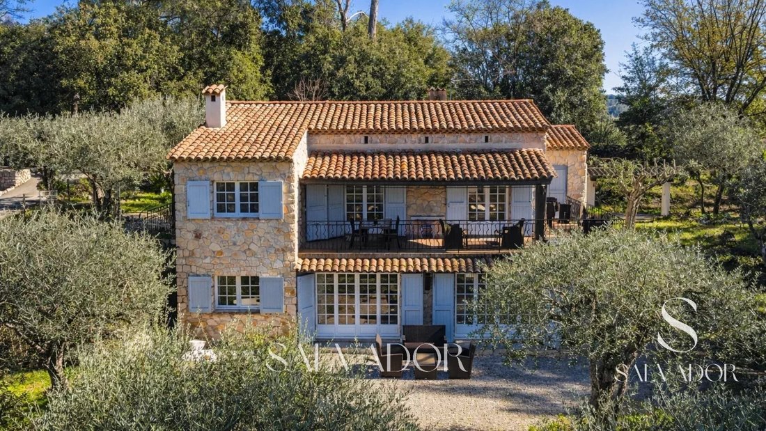 Country House in Les Aspres-Plan Sarrain, Mouans-Sartoux, France 1 - 17294075