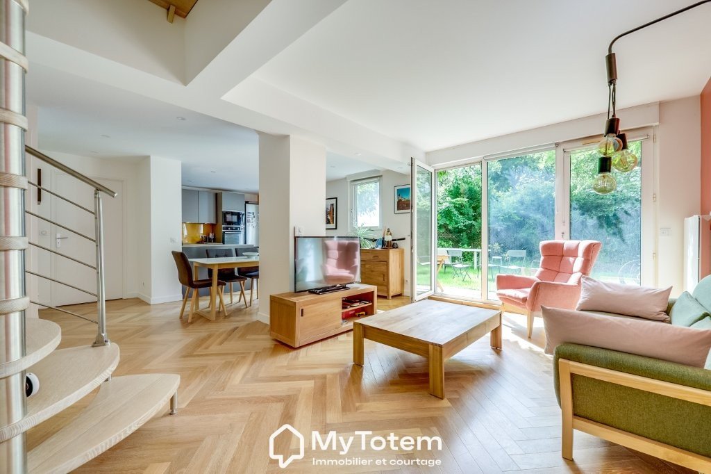 Apartment in Espaces Jeunes, Issy-les-Moulineaux, France 5 - 18558711