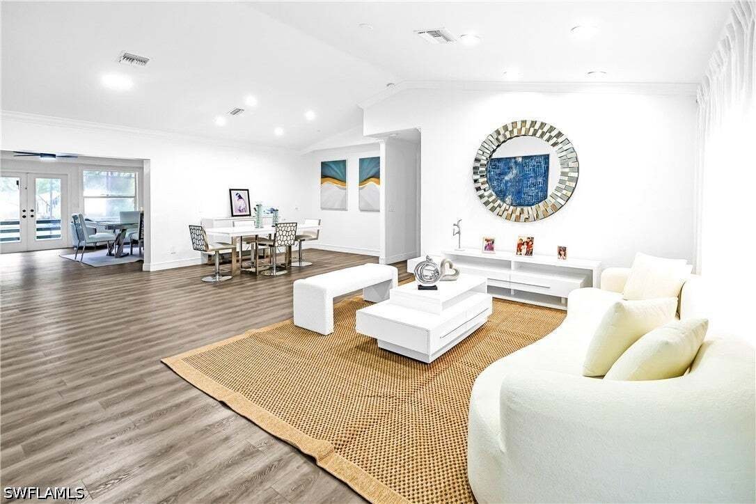 House in Naples, Florida, United States 3 - 18558354