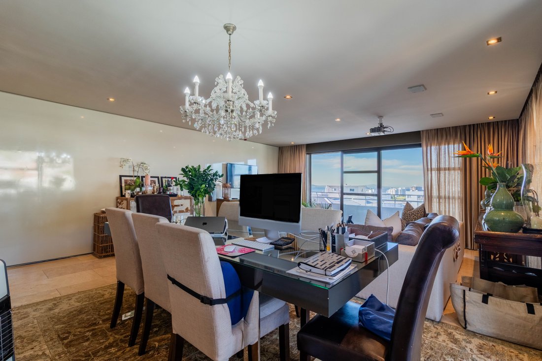 Apartment in Bakoven, Cape Town, South Africa 3 - 18560285