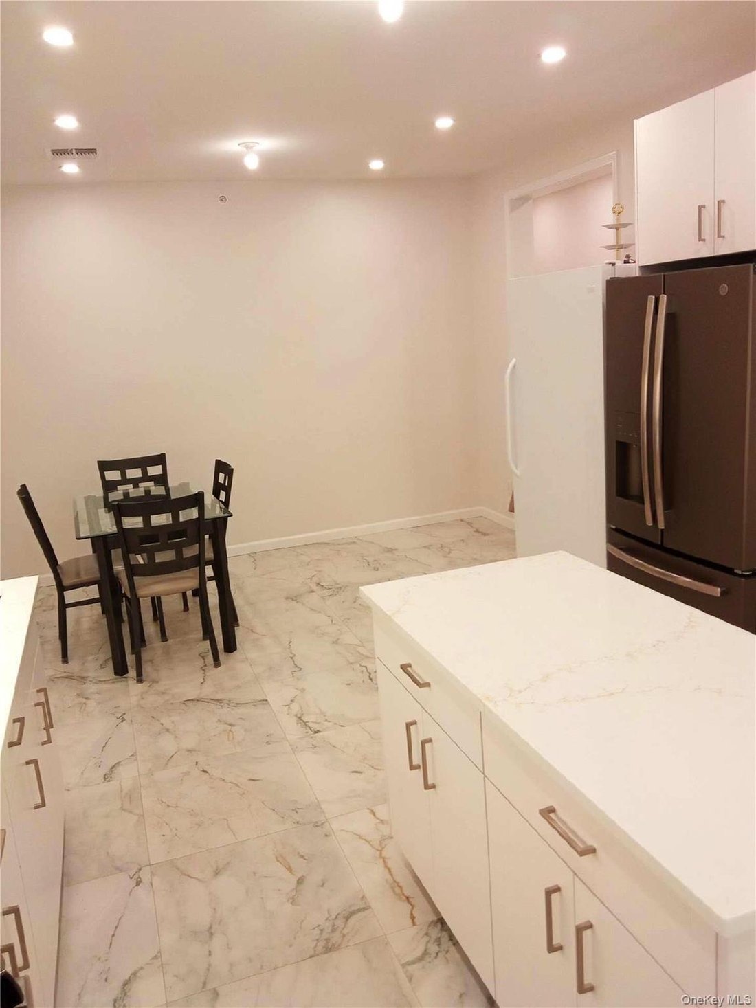Condo in Monroe, New York, United States 4 - 18558377