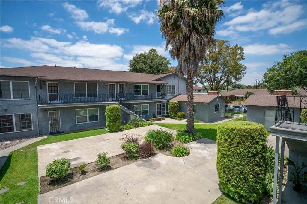 Orange, California, United States 2 - 18562394