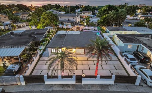 House in Hialeah, Florida, United States 1