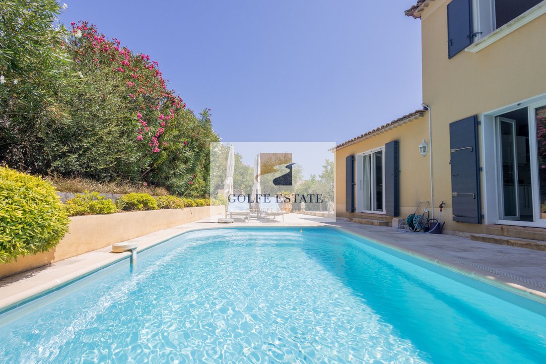 House in La Croix-Valmer, Provence-Alpes-Côte d'Azur, France 5 - 18558721