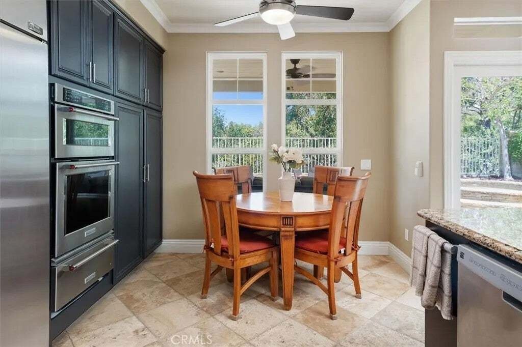 House in Santa Clarita, California, United States 5 - 18559430
