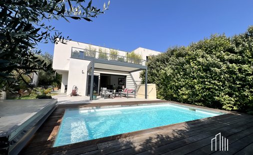 House in Saint-Vincent-de-Barbeyrargues, Occitania, France 1