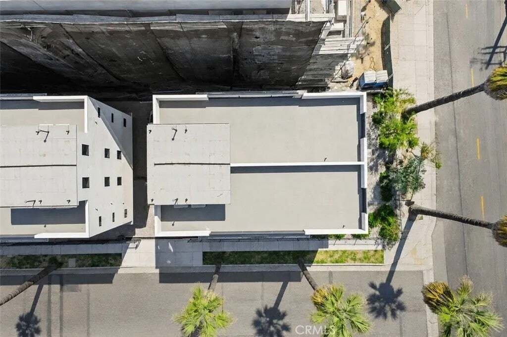 Los Angeles, California, United States 2 - 18562264