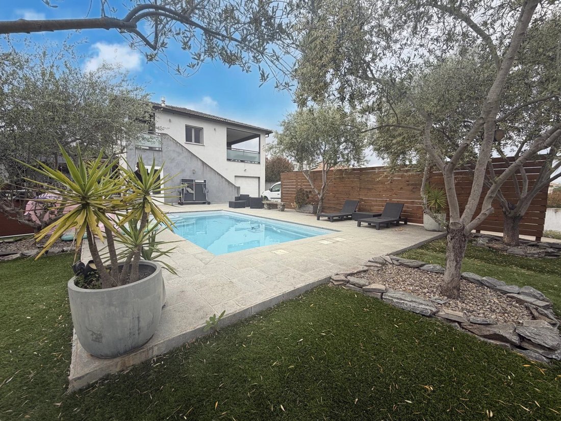 Villa in Vescovato, Corsica, France 1 - 18564443