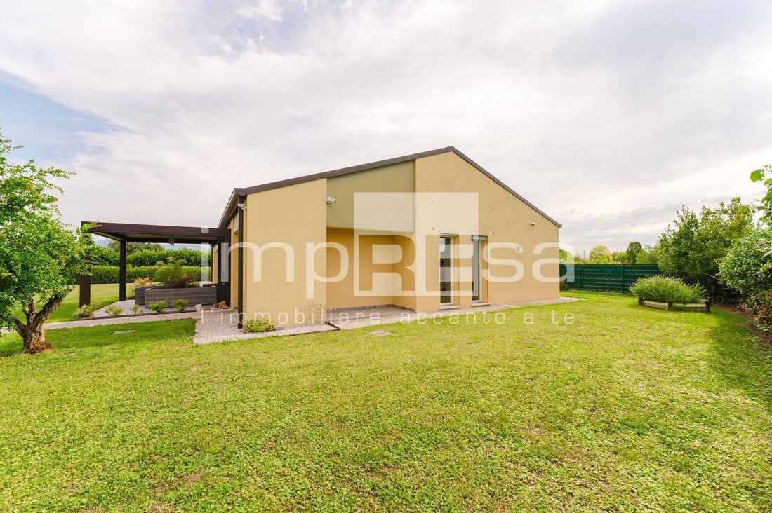 Villa in Mareno di Piave, Veneto, Italy 3 - 18564011