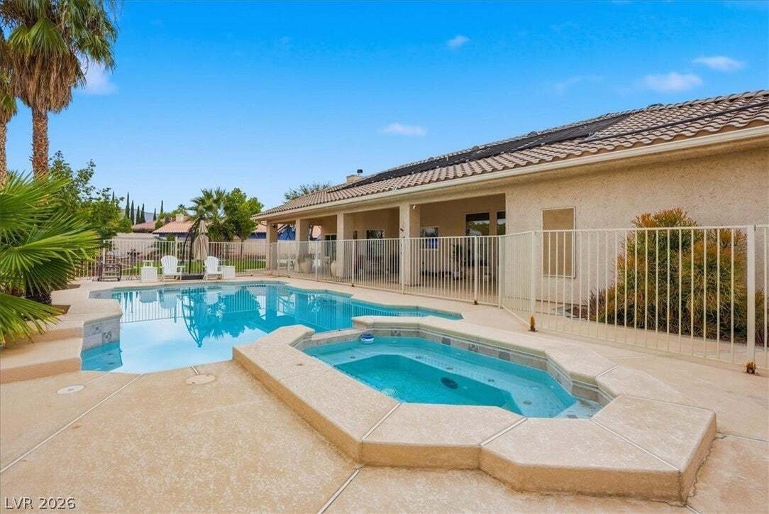 House in Las Vegas, Nevada, United States 4 - 18565070