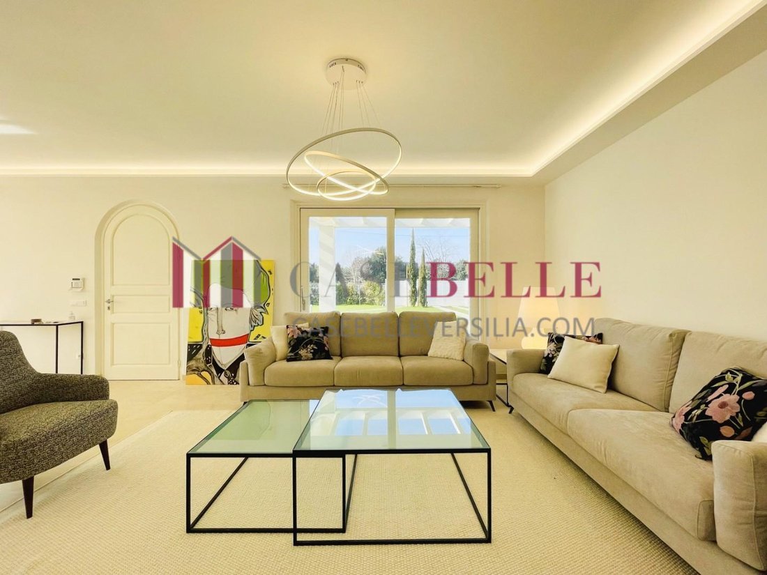 Villa in Tonfano, Pietrasanta, Italy 5 - 18561587