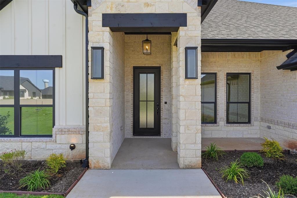 House in Granbury, Texas, United States 4 - 18562761