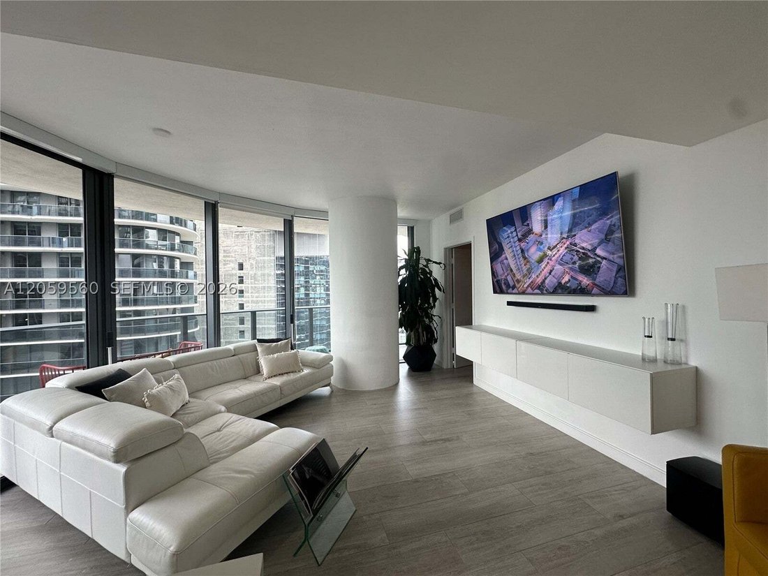 Condo in Miami, Florida, United States 5 - 18561981
