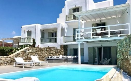 Villa in Ano Mera Community, Aegean, Greece 1