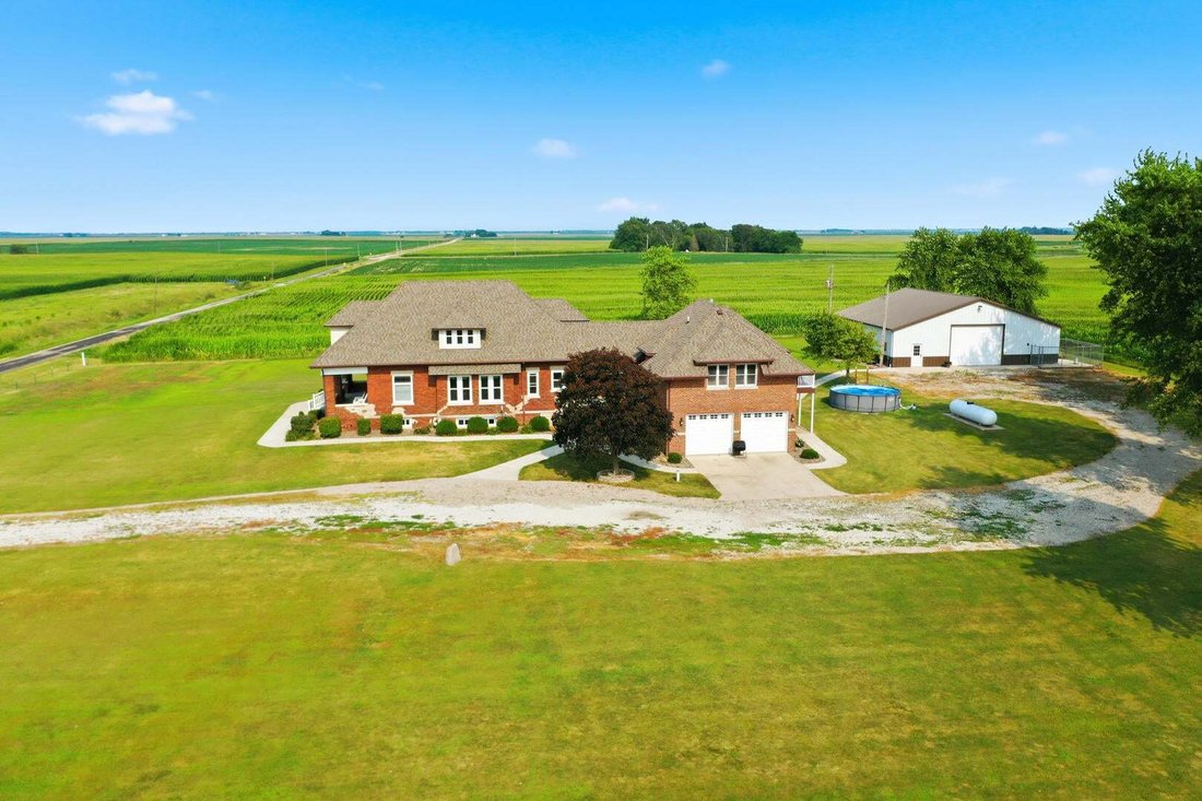 House in Ashkum, Illinois, United States 1 - 18558972
