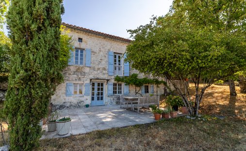 House in Lauzerte, Occitania, France 1