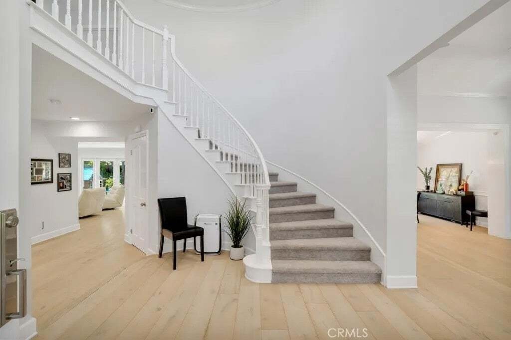 House in Oak Park, California, United States 4 - 18559224