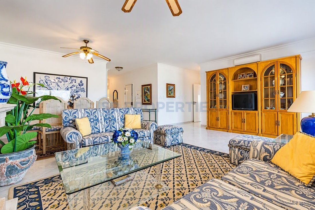 Apartment in Quarteira, Algarve, Portugal 2 - 18438292