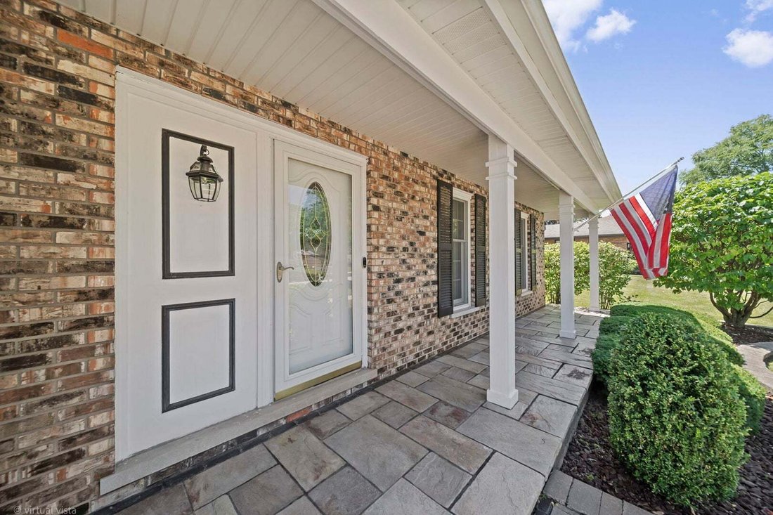 House in Downers Grove, Illinois, United States 3 - 18558978