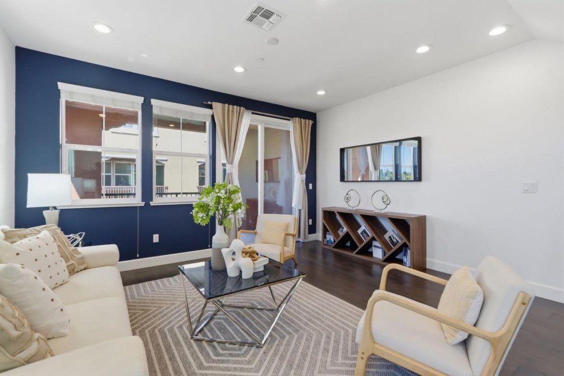 Townhouse in Newark, California, United States 5 - 18561480
