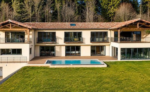 House in Sarraguzan, Occitania, France 1