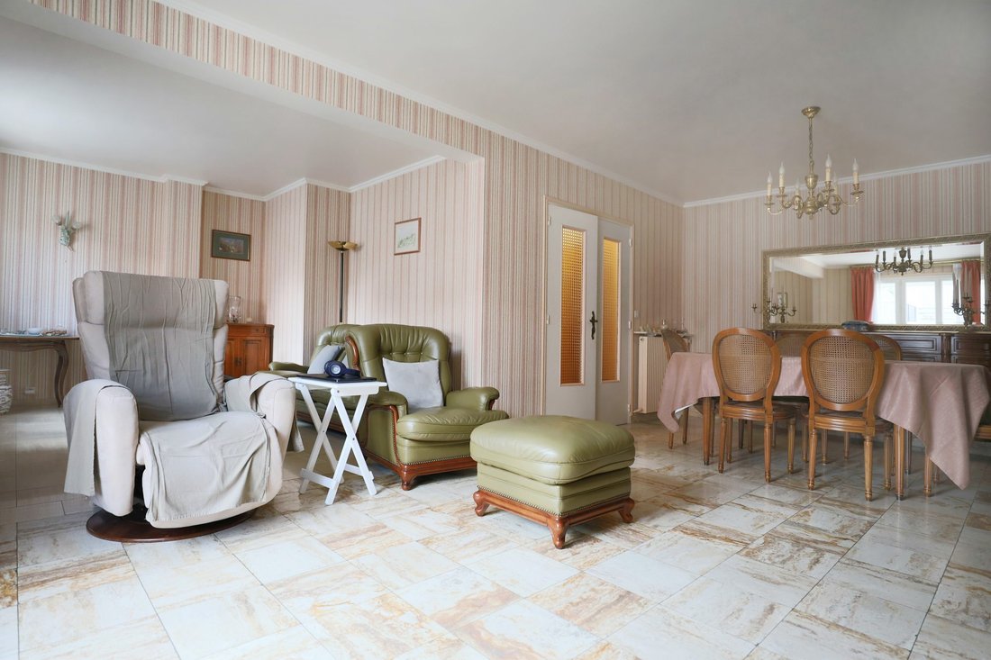 House in Arrondissement of Bobigny, Ile-de-France, France 4 - 18564348
