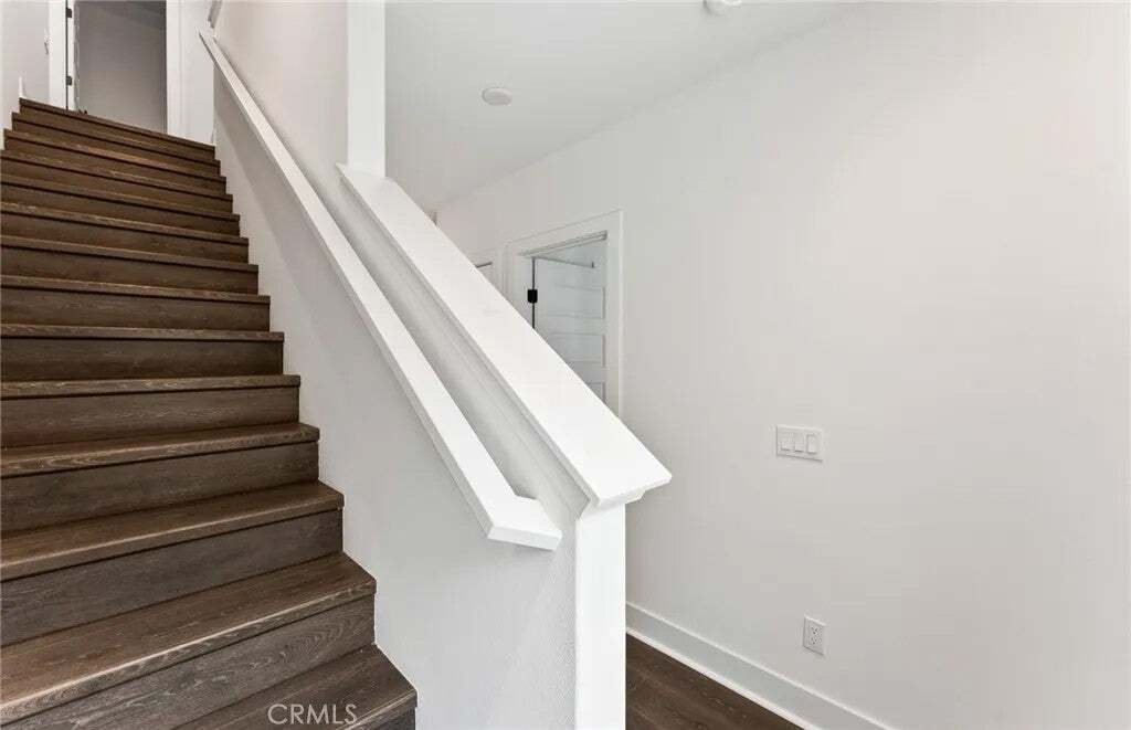 Townhouse in Burbank, California, United States 5 - 18559264