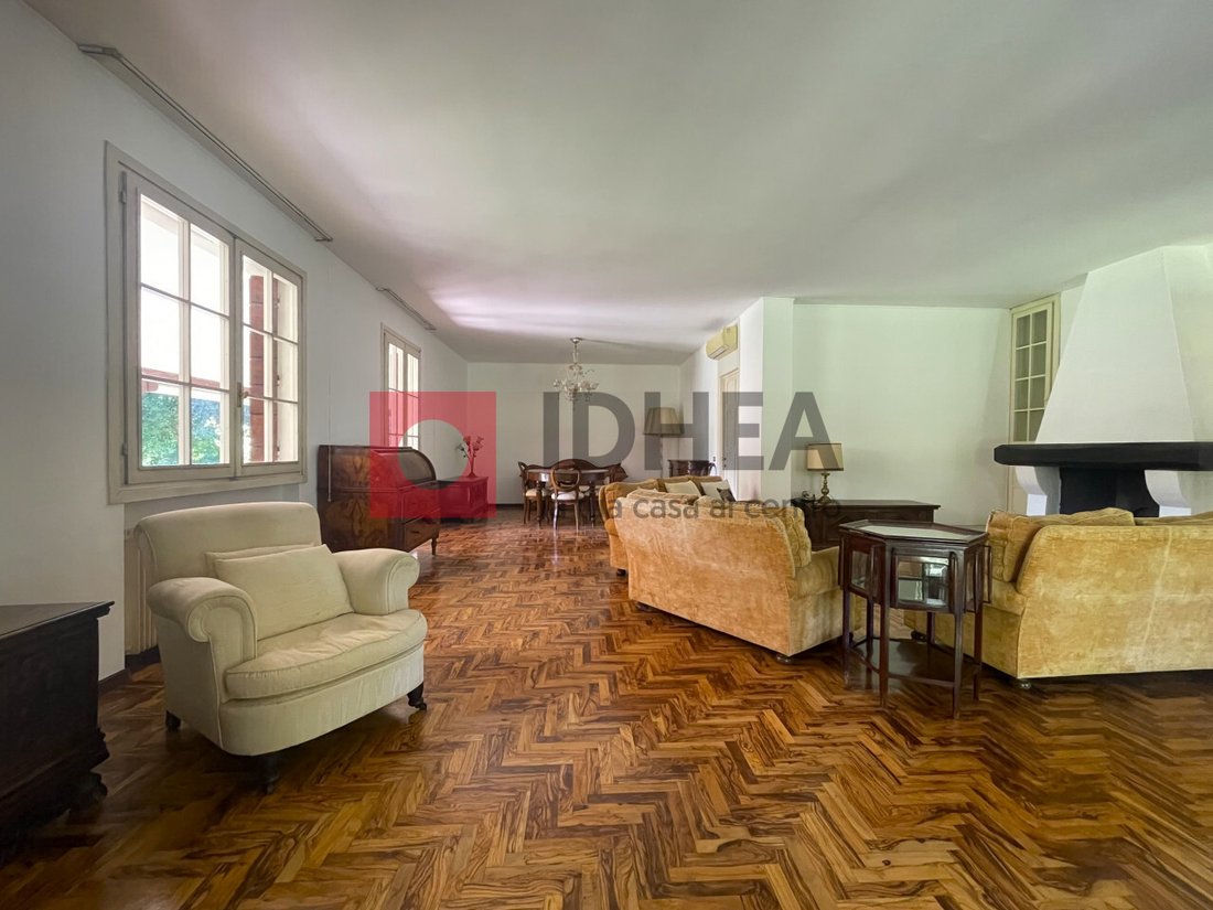 Villa in Carbonera, Veneto, Italy 5 - 18563478