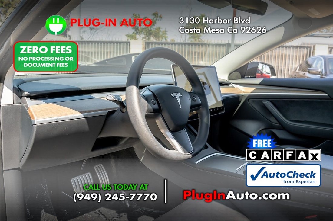 Sedan in Costa Mesa, CA, United States 5 - 18565788