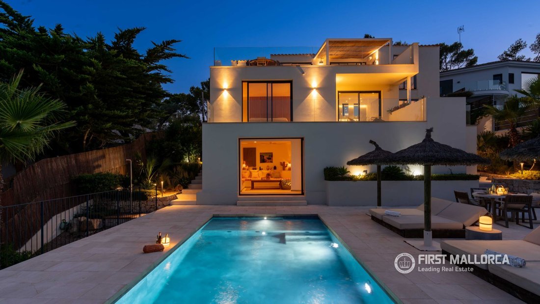 Villa in Costa d'en Blanes, Calvia, Balearic Islands 1 - 18559736