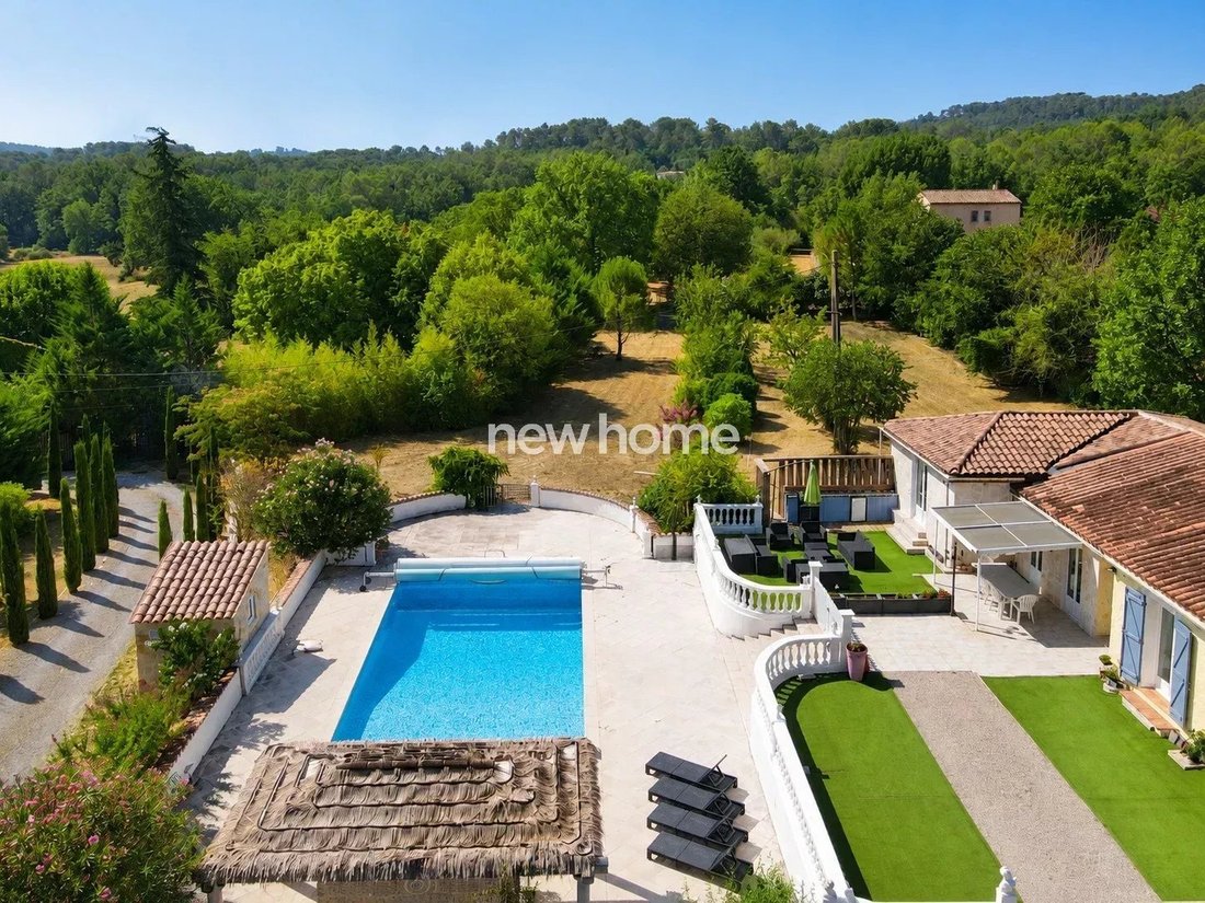 House in Fayence, Provence-Alpes-Côte d'Azur, France 2 - 18563282