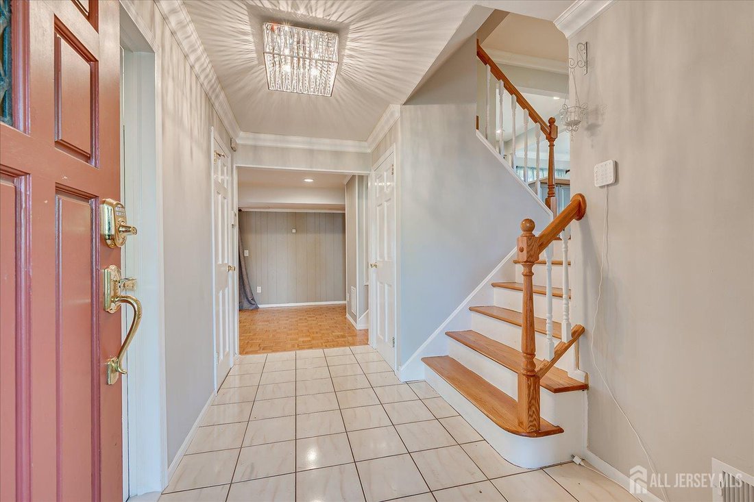 House in Metuchen, New Jersey, United States 5 - 18017613