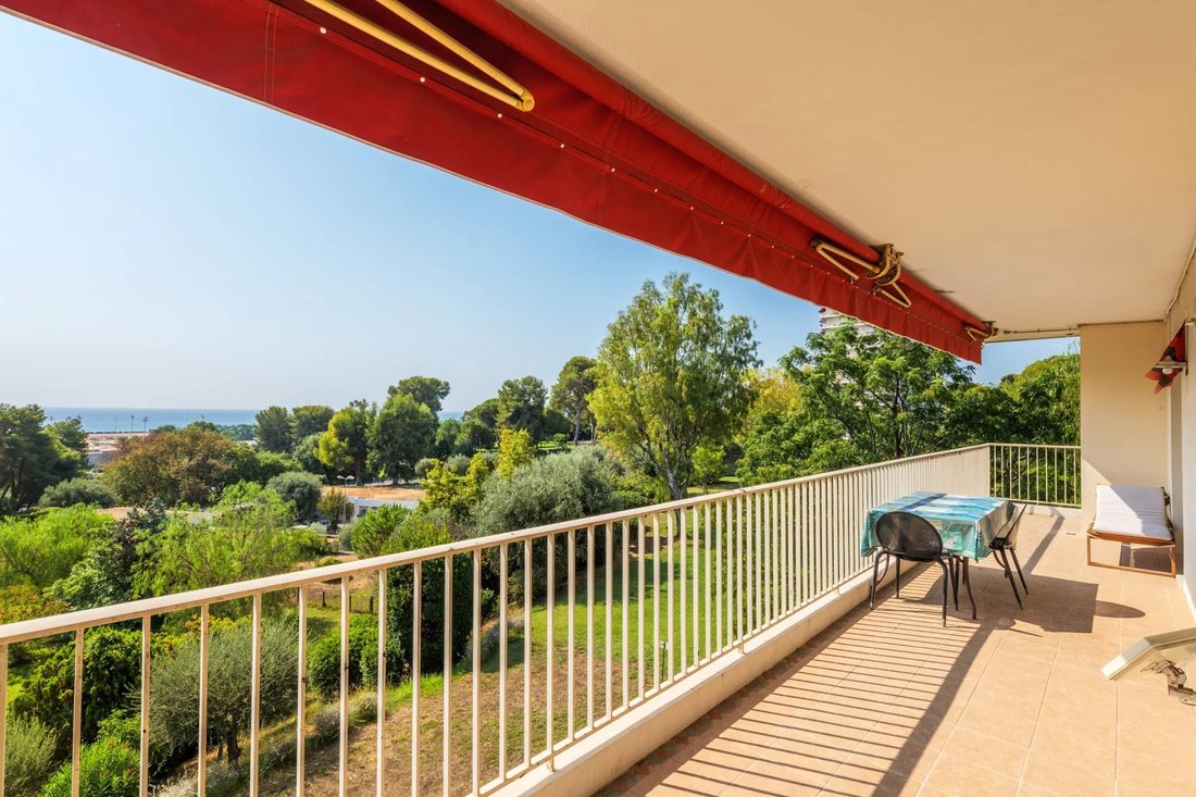 Apartment in Centre-Haut de Cagnes, Cagnes-sur-Mer, France 1 - 18559804