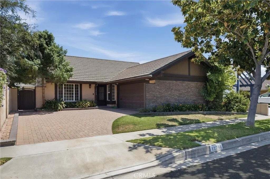 House in Cerritos, California, United States 1 - 18559292