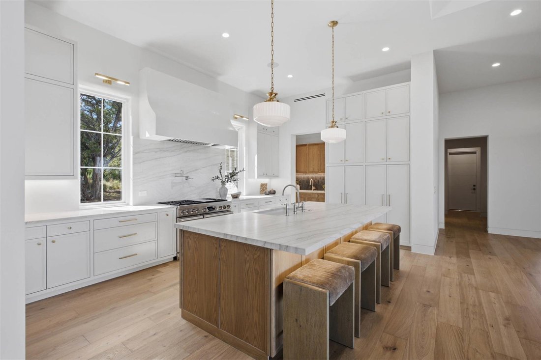 House in Spicewood, Texas, United States 5 - 18346639
